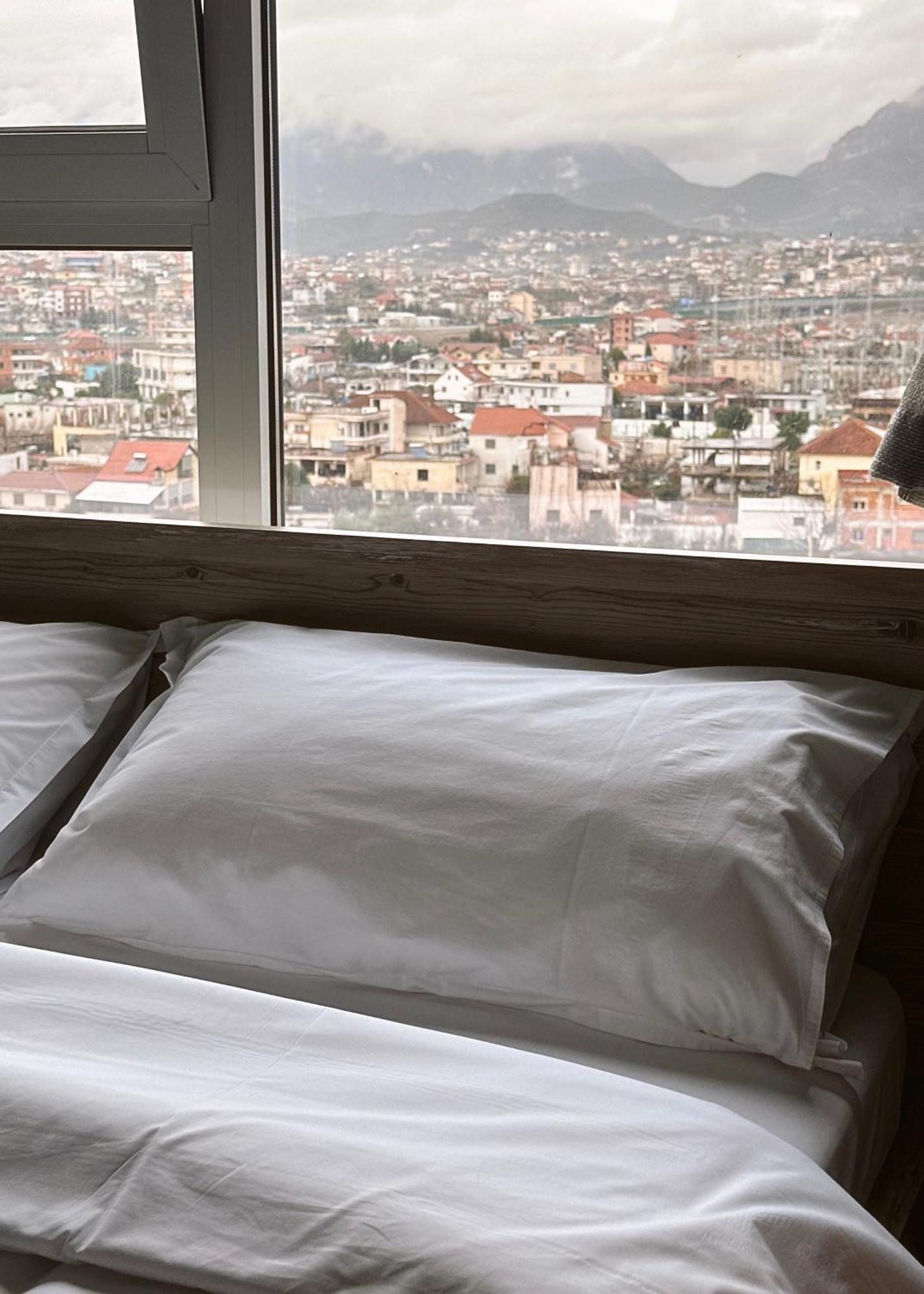 Bed and Breakfast 107 Dreams Тирана Экстерьер фото