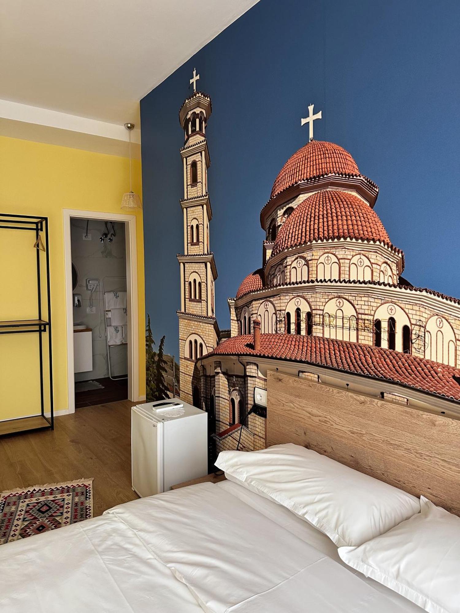 Bed and Breakfast 107 Dreams Тирана Экстерьер фото